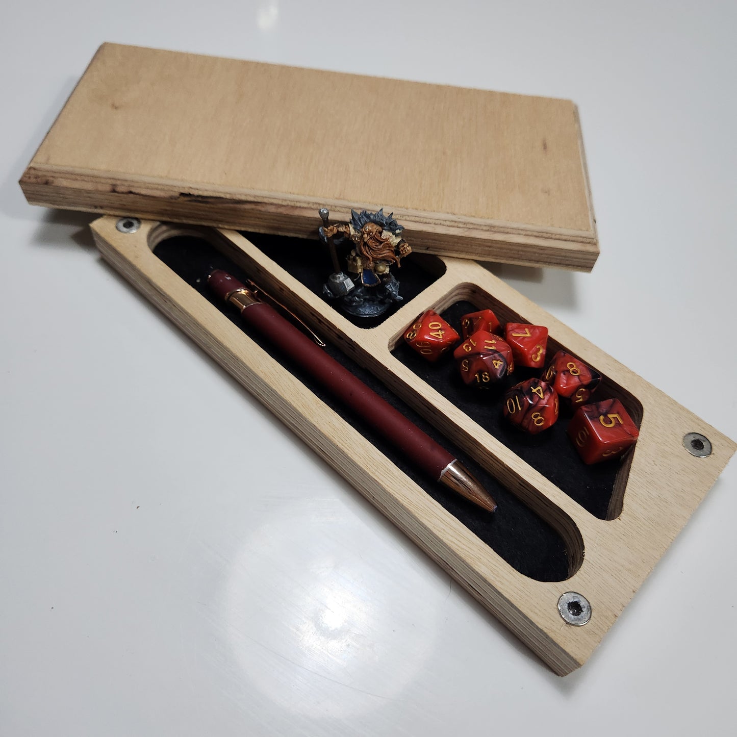 The Nesting Vault l Handmade